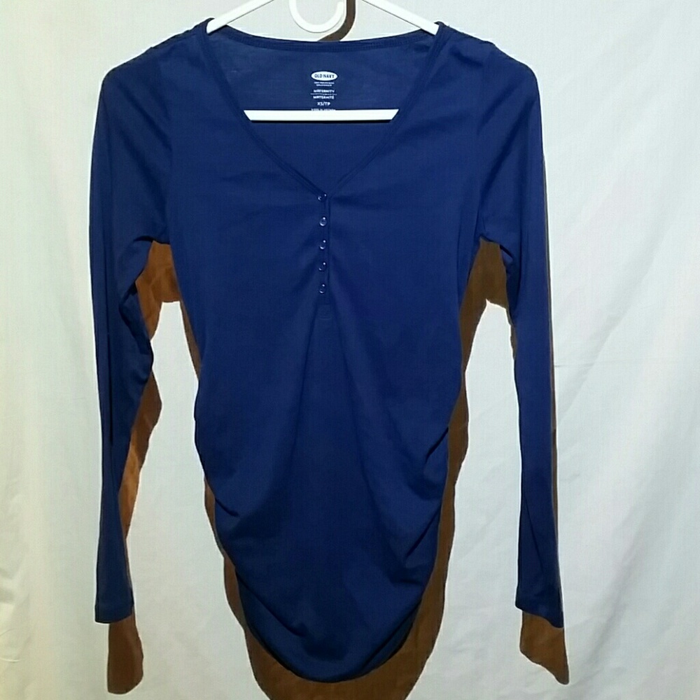 Women's Old Navy blue maternity top xs